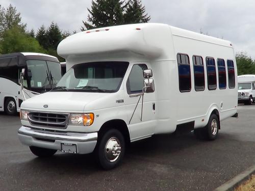 1999 Ford Startrans 12 Passenger and 2 Wheelchairs - S91922