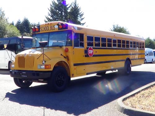 2004 IC CE200 77 Passenger Conventional School Bus - B67605