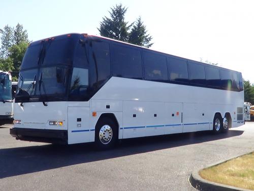 Used Prevost H3-45 56 Passenger Touring Coach Bus - C01177