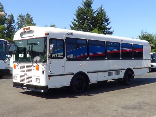 Used Thomas Saf-T-Liner Wheelchair Lift Equipped Commercial Bus Front Engine - B62234