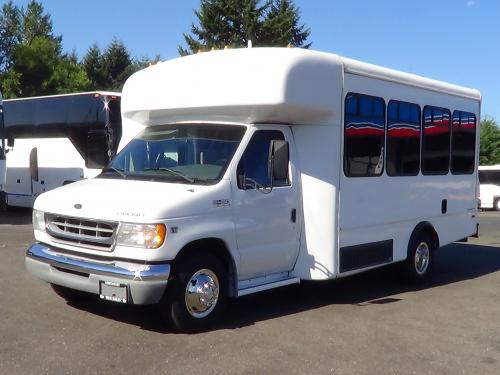 Used 2002 Ford Starcraft 14 Passenger Wheelchair Lift Equipped Diesel Shuttle Bus - S59440