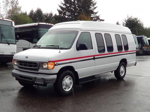 Used 2002 Ford E350 CommTrans Wheelchair Lift Van S40123