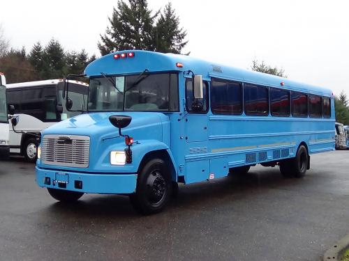 Used 2005 Thomas Freightliner FS65 44 Passenger Commercial Bus - B57292