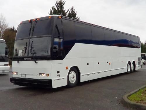 Prevost Motorcoach - H3-45 - 56 Passenger Tour Bus - C13660