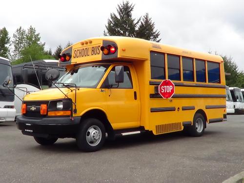 4X4 Thomas School Bus - 18 Passenger ADA - B30530