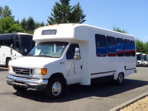 Used 2005 Ford Goshen 16 Passenger and 2 Wheelchair
