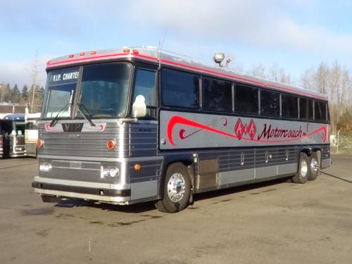 27 Passenger MCI MC9 Executive Conversion C15313