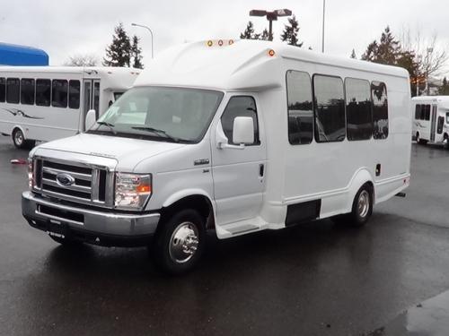 Ford Starcraft Starquest 14 Passenger Rear Luggage Executive S23843