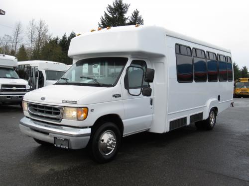 2000 Ford Goshen Impulse 16 2 ADA Shuttle Bus - S43614