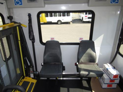 2018 Ford Starcraft Allstar 12 Passenger + 2 Wheelchairs Shuttle Bus - S27892 - Image 7