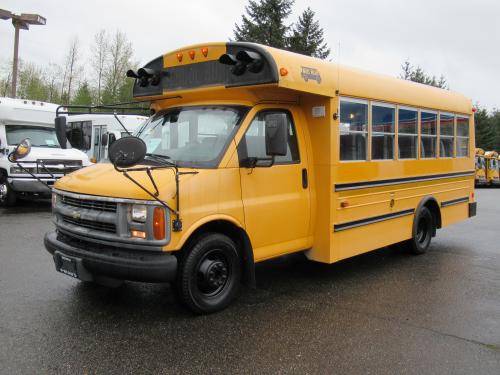 2002 Chevrolet Mid Bus 30 Passenger Type-A School Bus - B90235