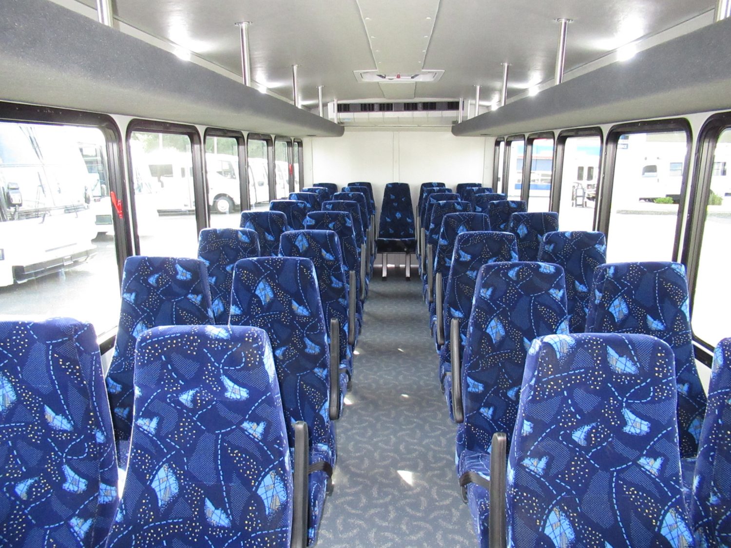 2019 Ford F-650 Starcraft Allstar XL Shuttle Bus - S03112 - Image 6