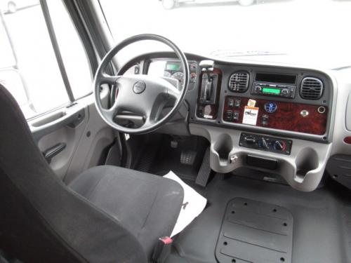 2017 Federal Premier 36 Pass w/Rear Luggage - SZ9886 - Image 5