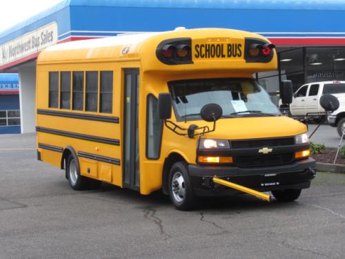 2018 Starcraft Quest 30 Passenger School Bus - B04123