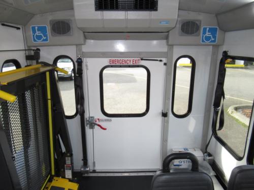 2018 Ford Starcraft Starlite 8 Pass & 2 Wheelchair - S47939 - Image 6