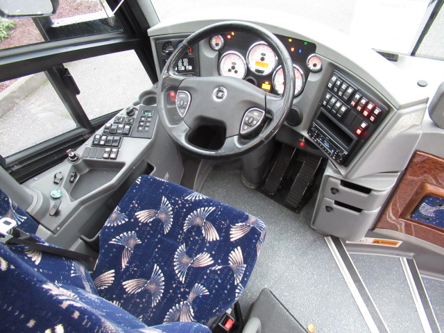 2013 MCI J4500 56 Passenger Motorcoach - C66545 - Image 8