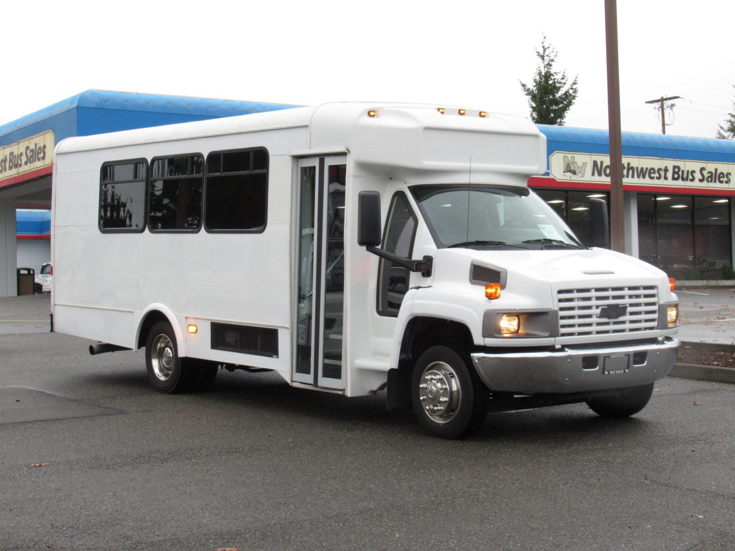 2007 Chevrolet Glaval 21 RL Shuttle Bus for Sale - S24253