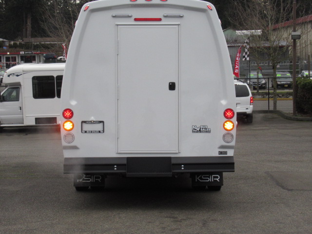 2018 Ford Elkhart Custom Designs - 24 Passenger w/Rear Luggage - S40091 - Image 10