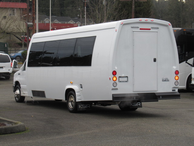 2018 Ford Elkhart Custom Designs - 24 Passenger w/Rear Luggage - S40091 - Image 2