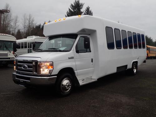 2017 Ford Diamond 28 Passenger Shuttle Bus - S50217