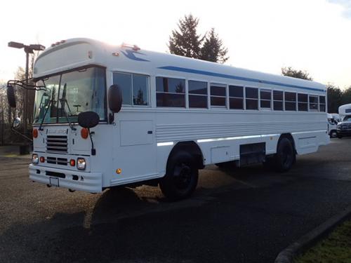 Used 2003 Blue Bird TC/2000 44 Passenger Front Engine Commercial Bus - B09221
