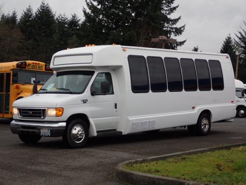 Krystal KK28 - 22 Passengers w/Rear Luggage