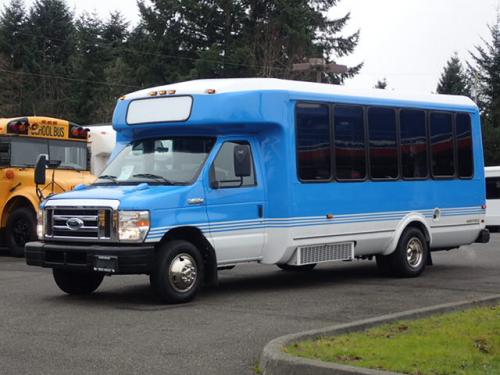 Ford Eldorado Aerotech - 14 Passenger w/Interior Luggage Rack