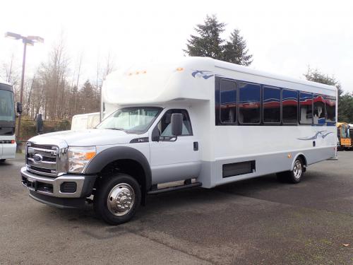 2016 Ford Starcraft XL 29 Passenger w/Rear Luggage - S88610
