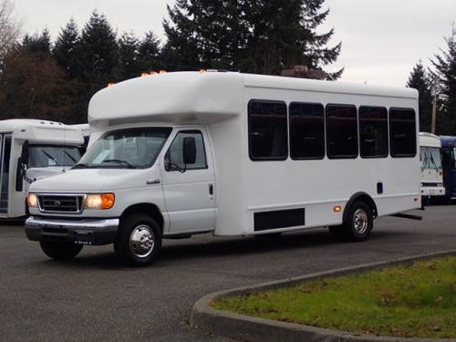 2007 Ford Starcraft Allstar 25 Passenger Shuttle Bus - S43792