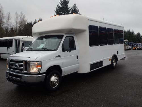 2008 Ford Starcraft Allstar 25 Passenger Shuttle Bus - S23036