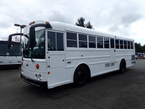 Used 2005 Thomas Saf T Liner HDX 36 Passenger Commercial Bus - B60920