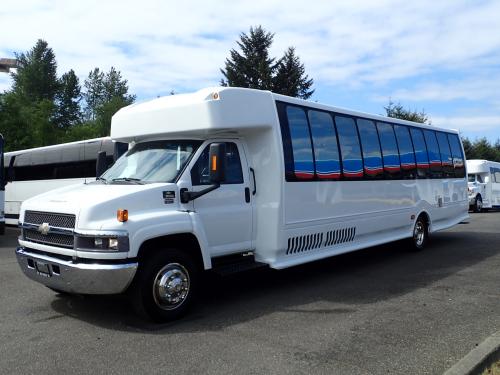 Chevrolet Turtle Top - 35 Pass w/Rear Luggage