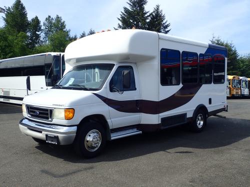 2003 Ford Starcraft - 21 Passenger