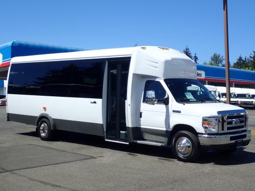 Ameritrans 285 - 23 Passenger with Rear Luggage - S29722