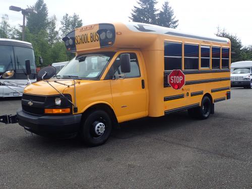2009 Chevy Microbird 24 PAX - B73659