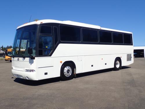 2003 MCI F3500 36 Passenger Coach - C90143