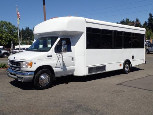 2000 Ford Starcraft 24 Passenger Shuttle Bus - S86025