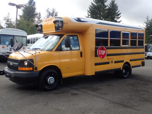 2009 Chevy Microbird 24 PAX - B72418