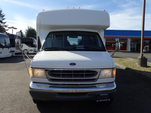 2001 Ford Starcraft Allstar 12 and 2 ADA Shuttle Bus - S43317
