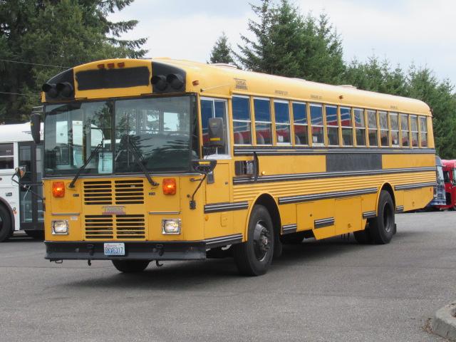 2000 Thomas FE MVP 84 Passenger School Bus - B85465 - Image 2