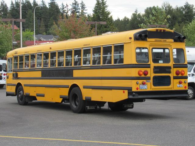 2000 Thomas FE MVP 84 Passenger School Bus - B85465 - Image 3