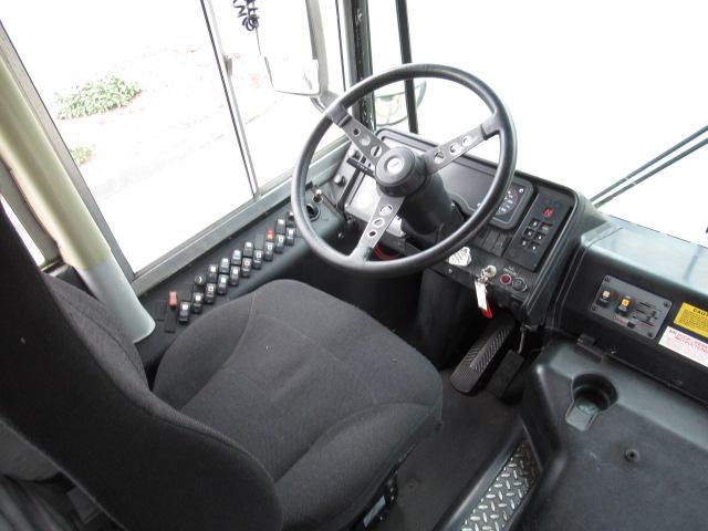 2000 Thomas FE MVP 84 Passenger School Bus - B85465 - Image 5