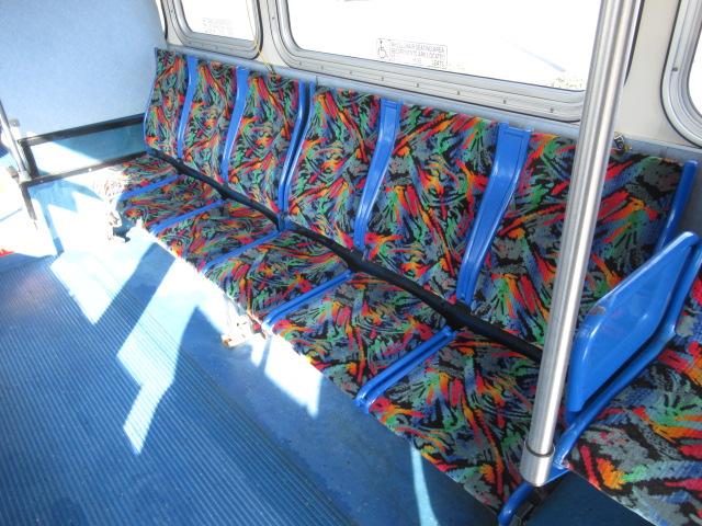 2002 Gillig 28 Passenger Transit Bus - T90538 - Image 8