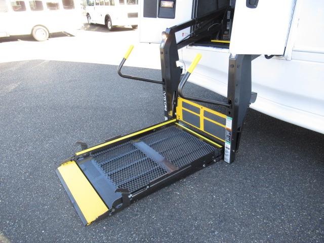 2009 Chevrolet Turtle Top 18 + 2 ADA Shuttle Bus for Sale - S00814 - Image 10