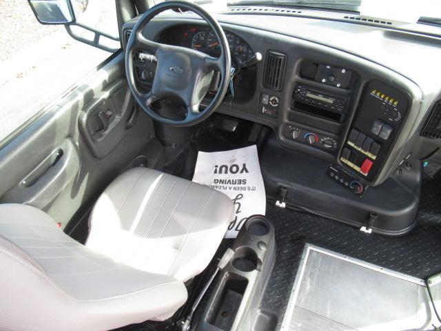 2006 Chevrolet Eldorado Aero Elite 24+2 ADA Shuttle Bus for Sale - S15572 - Image 5