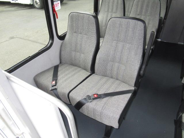 2019 Ford Starcraft Starquest - 14 Passenger w/Rear Luggage - S01064 - Image 8