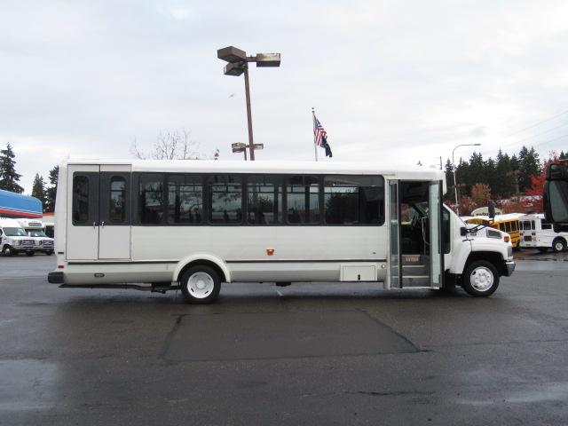 2006 Chevrolet Eldorado Aero Elite 22+2 ADA Shuttle Bus for Sale - S14776 - Image 10