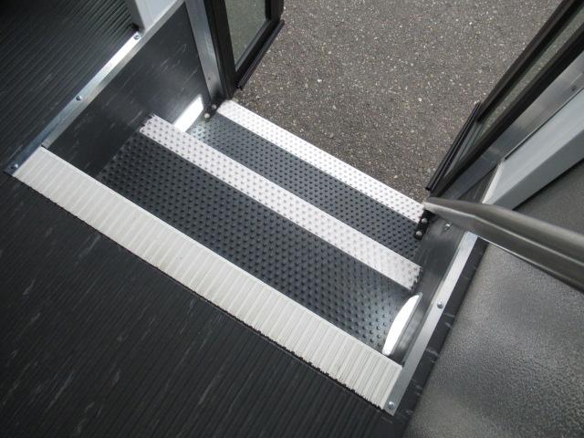 2018 Starcraft Quest 30 Passenger School Bus - B04123 - Image 10