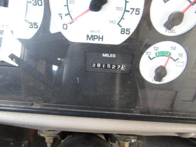 2001 International AmTran - 12 Row - School Bus - B16147 - Image 10