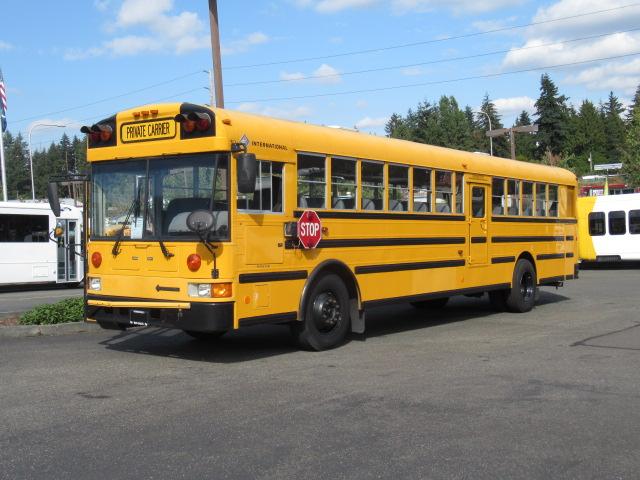 2001 International AmTran - 12 Row - School Bus - B16147 - Image 2